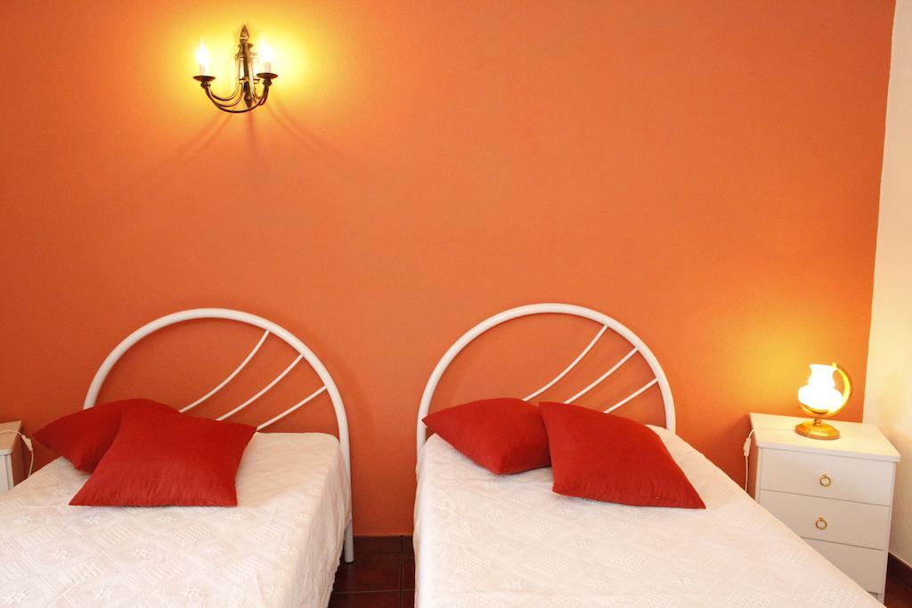 Pensjonat Casa Capelinhos Capelo Pokój zdjęcie